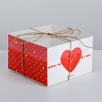 Коробка для 4 капкейков с прозрачной крышкой "Больше сердце" 16*16*10 см