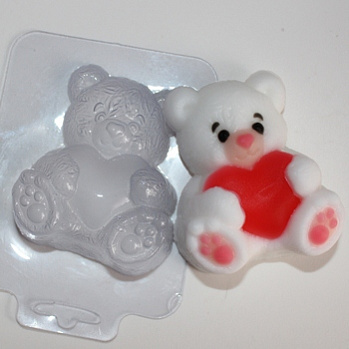 Форма пластиковая "Мишка с сердцем"