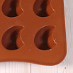 Форма силиконовая для шоколада "Полумесяц" 20*10, 15 ячеек фото 3