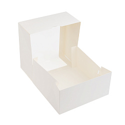 Коробка белая с окном 22*22*11 см