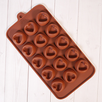 Форма силиконовая для шоколада "Сердца в сфере" 20*10 см, 15 ячеек