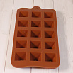Форма силиконовая для шоколада "Пирамидки" 20*10 см, 15 ячеек фото 2
